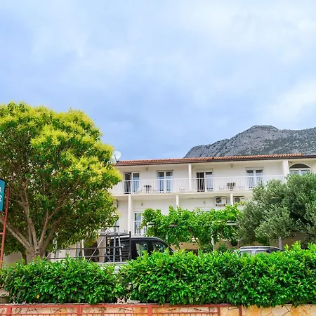 Topaz Daire Gradac (Split-Dalmatia)